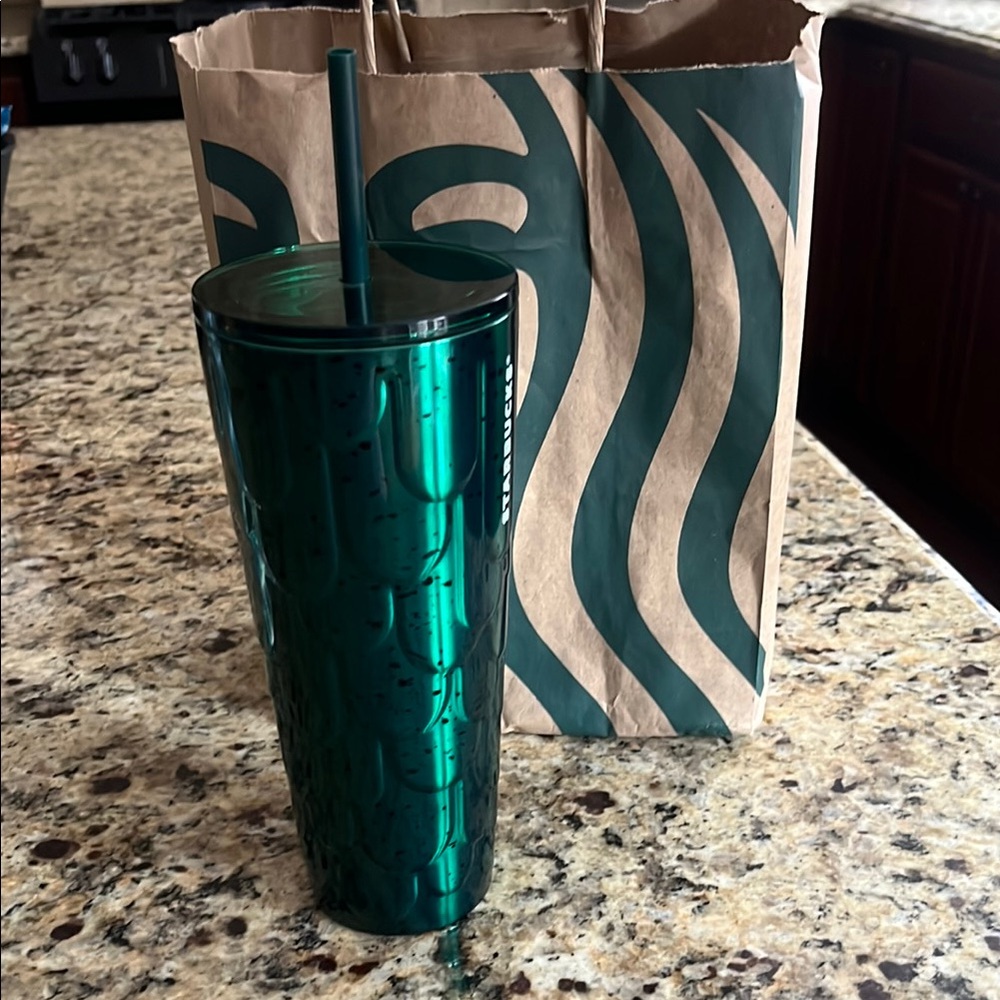 Emerald Green Tumbler with Straw